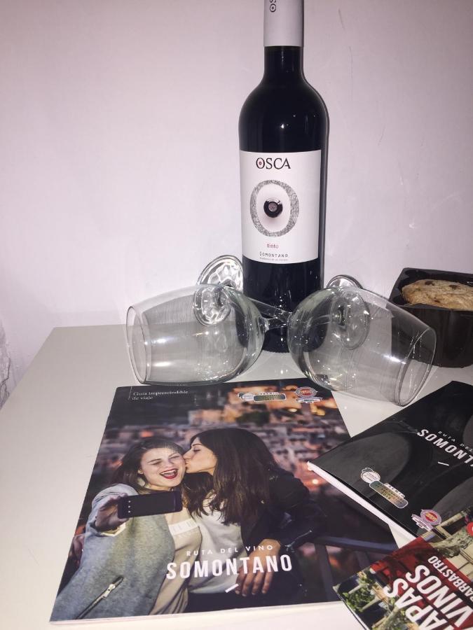 Appartamento Apartamento Casa Latre Barbastro Esterno foto