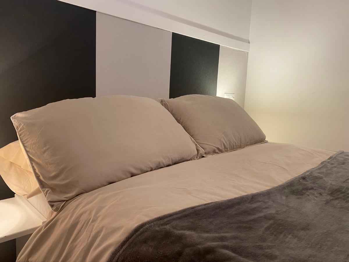 Appartamento Apartamento Casa Latre Barbastro Esterno foto