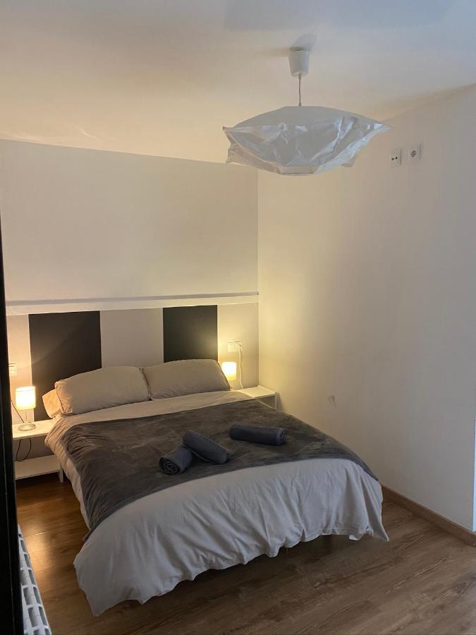 Appartamento Apartamento Casa Latre Barbastro Esterno foto
